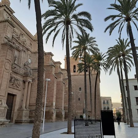 Vivienda Bendicho- Catedral Apartment Almería Exterior photo